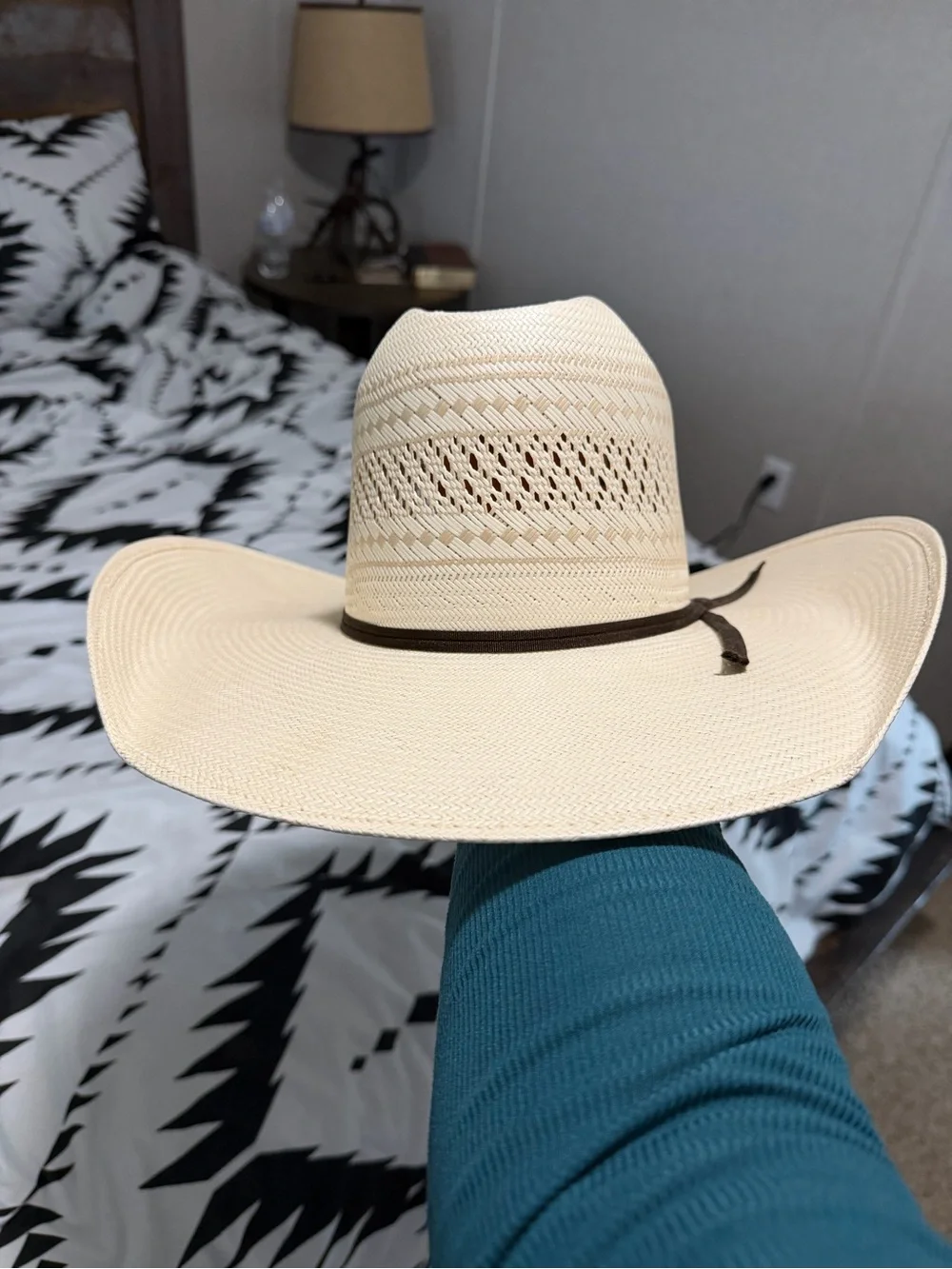 Classic Women's Straw Western Hat in Natural with Brown Band